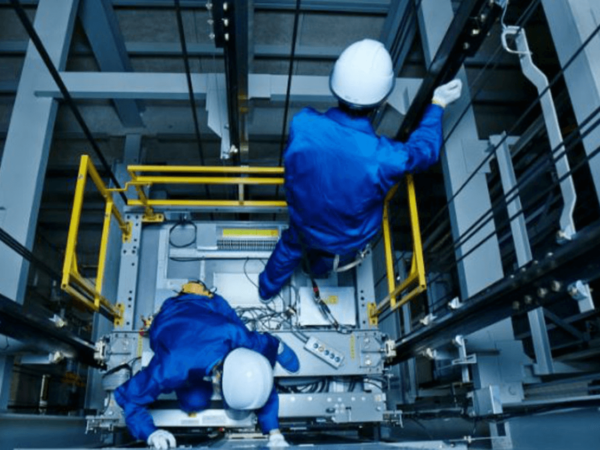 ilustrasi pengeekan lift